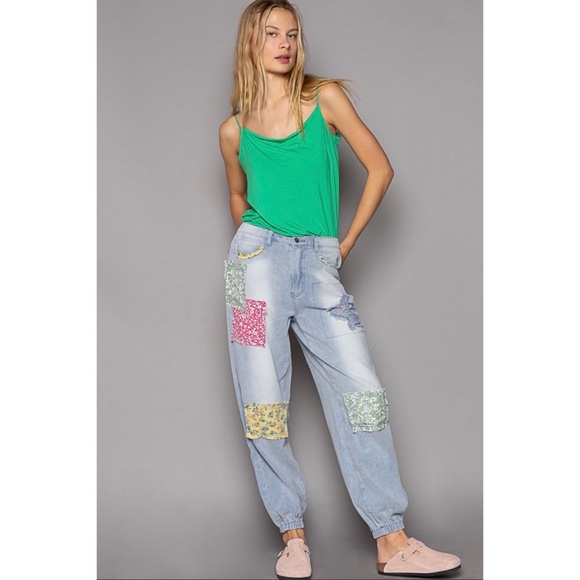 POL Light Wash Patchwork Boyfriend Jogger Jeans Lightweight - Picture 3 of 13